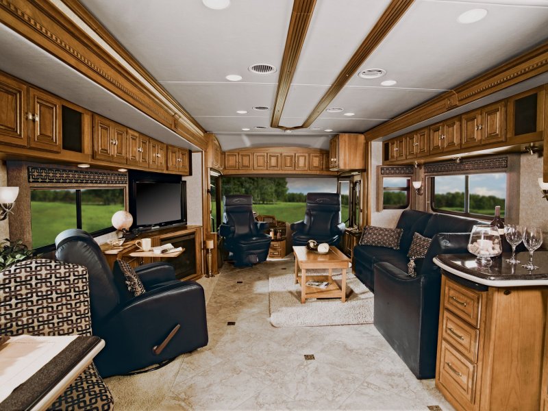 Автодом winnebago
