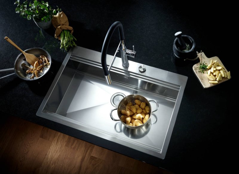 Мойка из нержавейки grohe