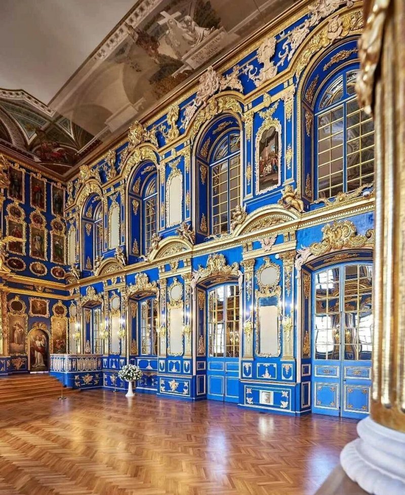Екатерининский дворец в царском селе