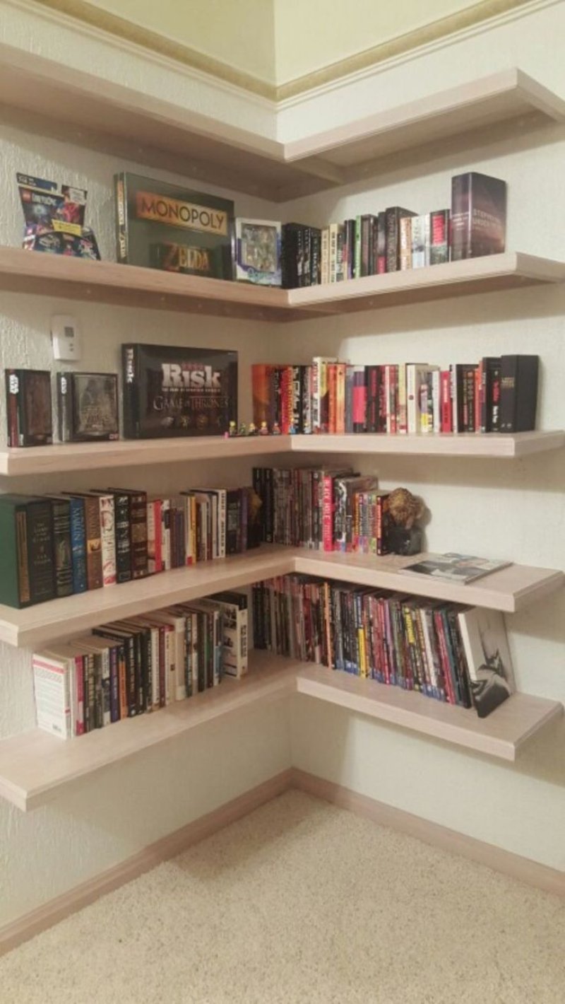 Угловая книжная полка
