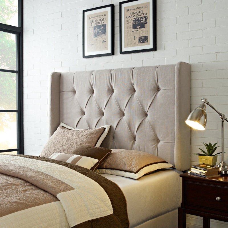 Кровать tufted headboard