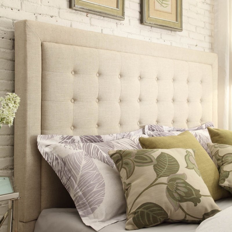 Кровать tufted headboard