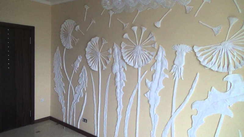 Барельеф одуванчики