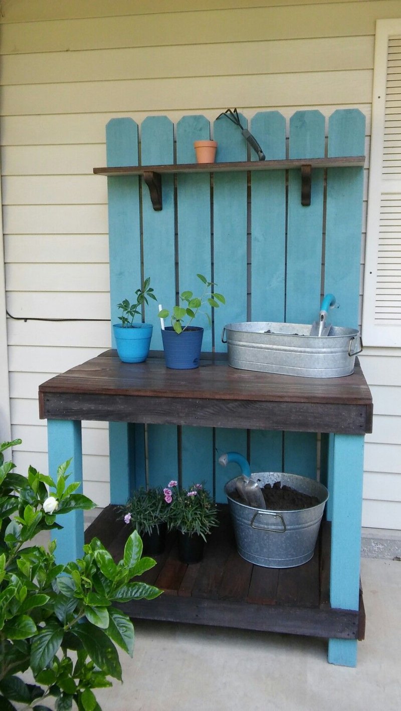 Potting bench