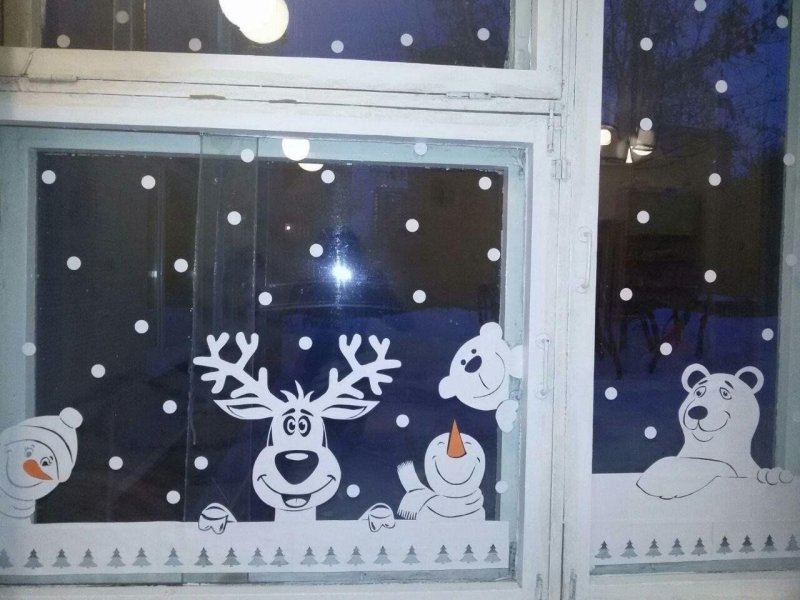 Украшение окон в детском саду на новый год
