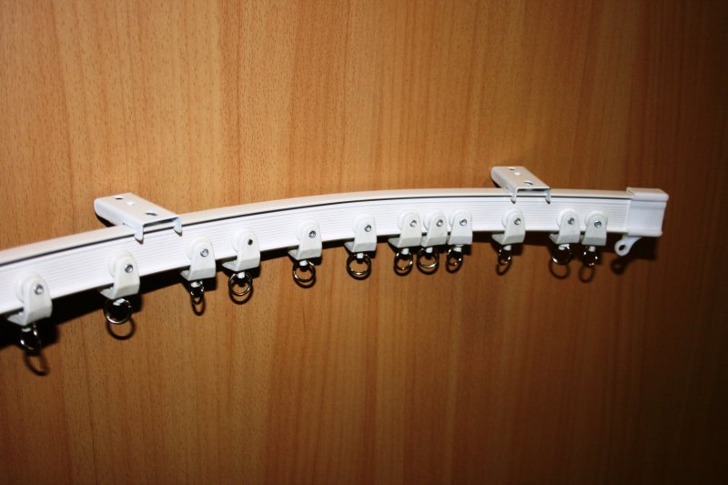 Гибкий карниз для штор