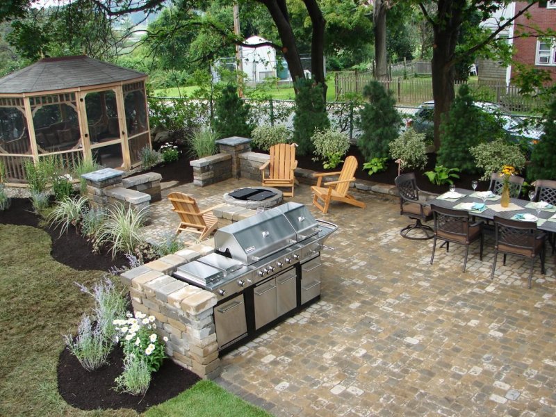 Outdoor kitchen design