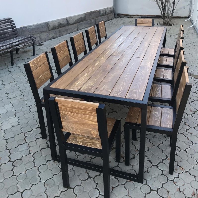Стол лион аданат
