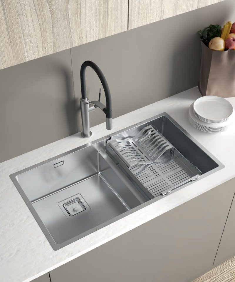 Кухонная мойка quadro artinox 500b