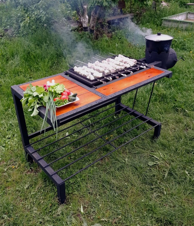 Мангал со столом