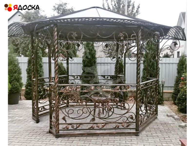 Кованая беседка