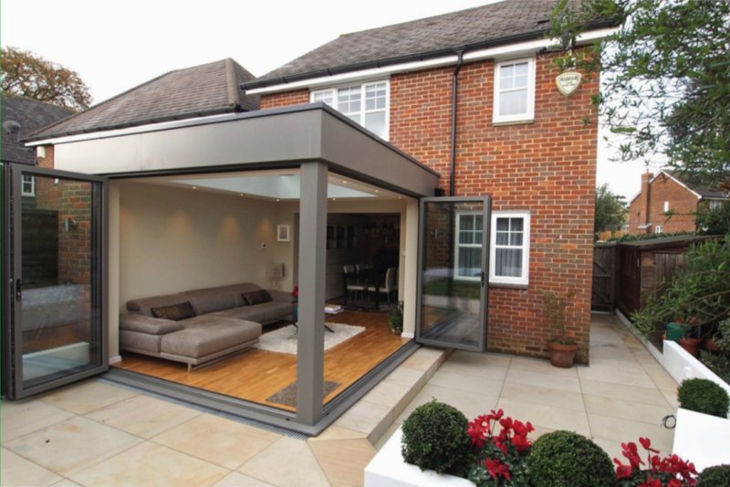 Extension house