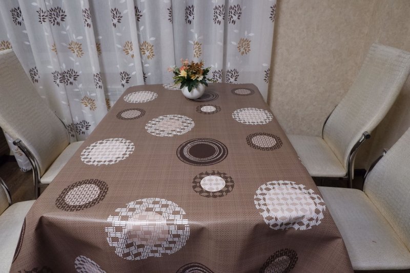 Скатерть на стол клеенка