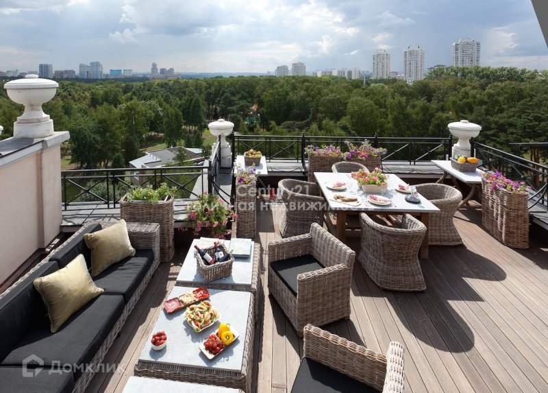 Veranda riverside лужники