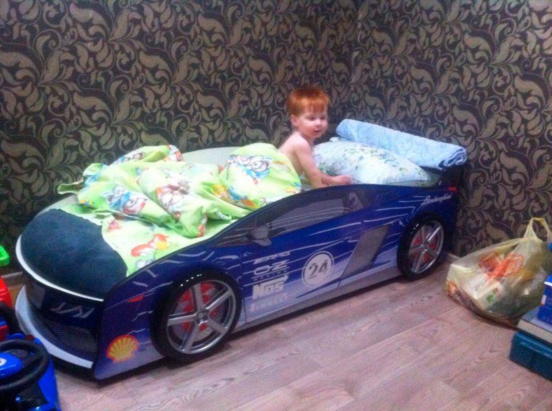 Кровать машина для мальчика