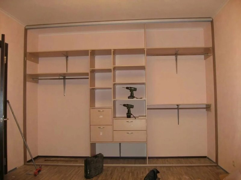 Встроенный шкаф купе своими руками в домашних условиях