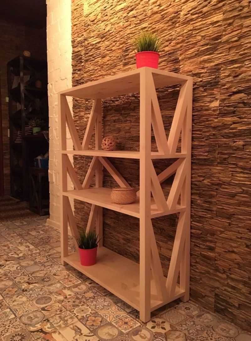 Деревянные стеллажи
