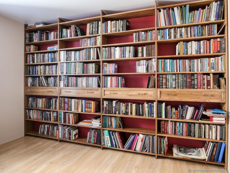 Книжные полки