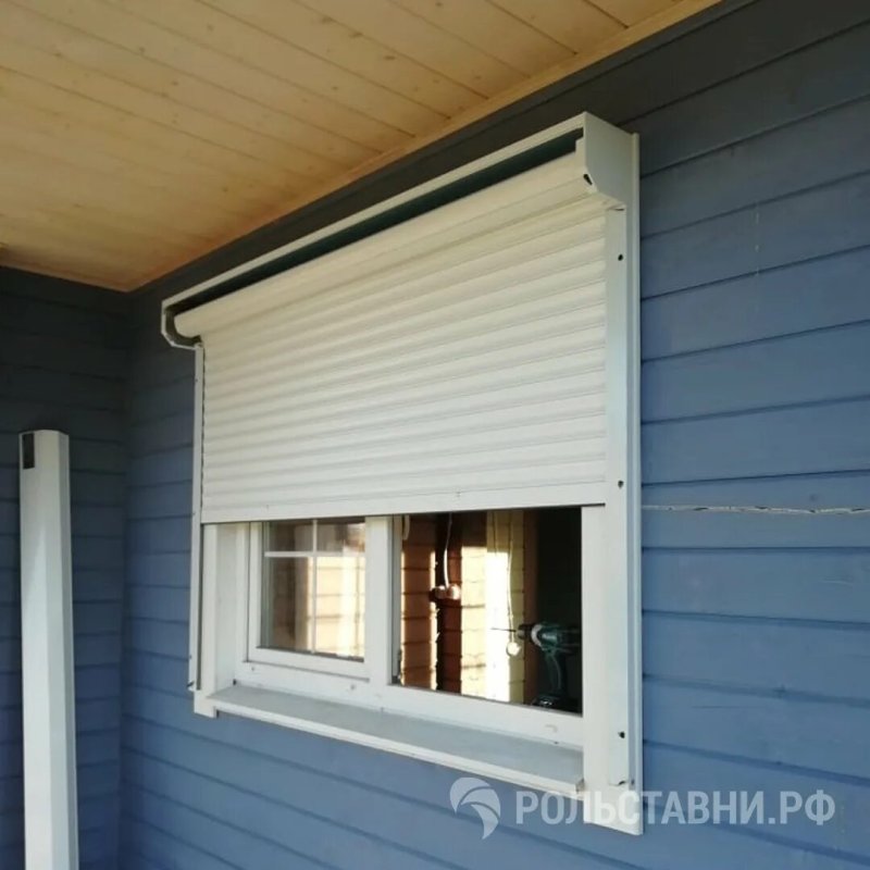 Рольставни на окна для дачи