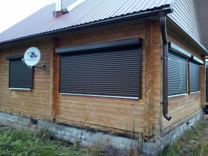Рольставни на окна для дачи