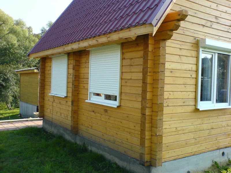 Рольставни на деревянный дом