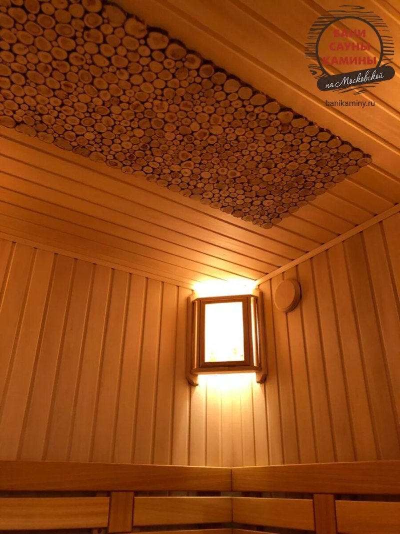 Панно из можжевельника в сауне