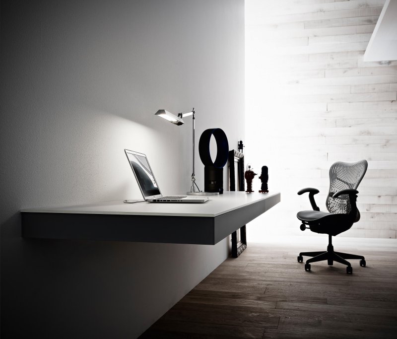 Офисное кресло herman miller