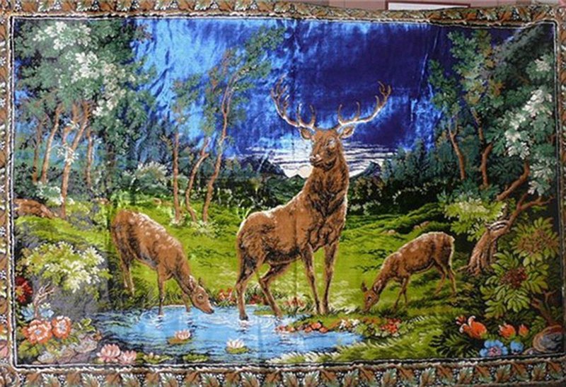 Ковер с оленем