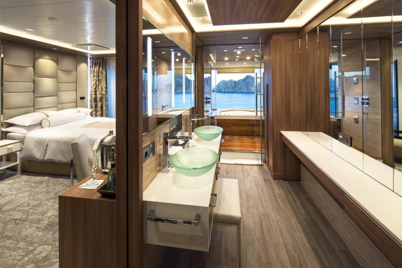 Azamara pursuit лайнер