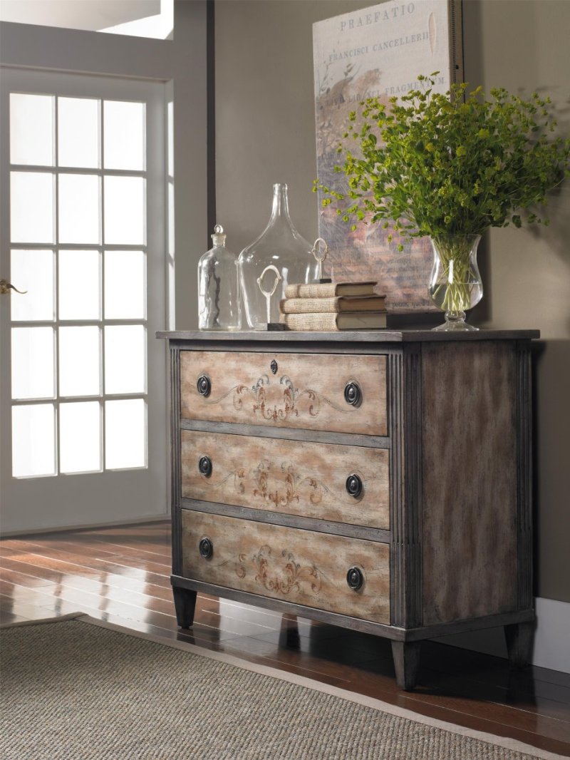 Hooker furniture комод