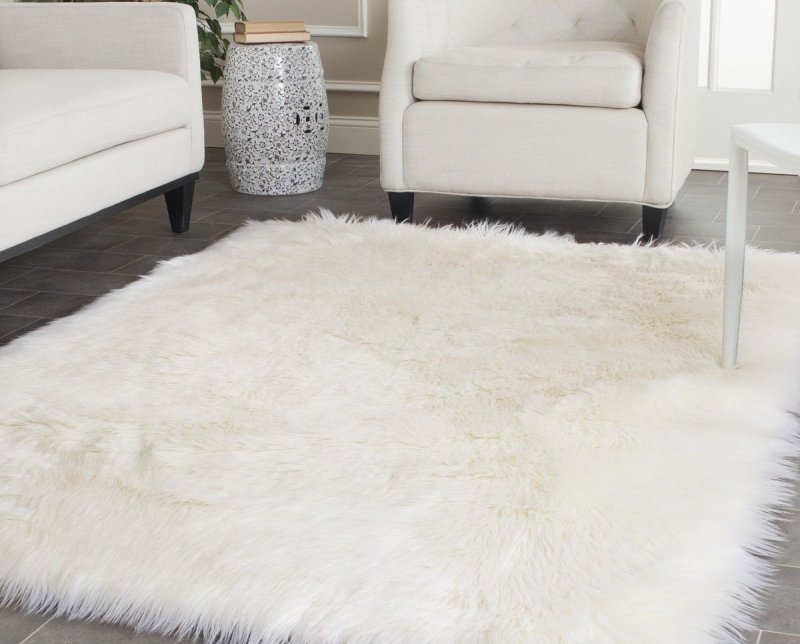 Ковер luxury shaggy white