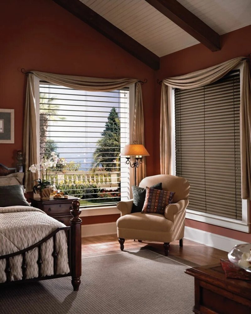Жалюзи горизонтальные hunter douglas