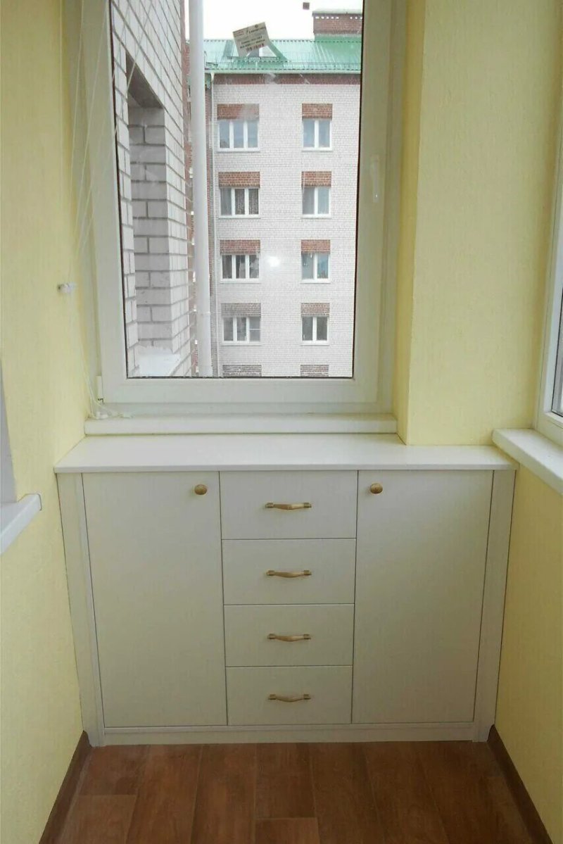 Тумба на балкон
