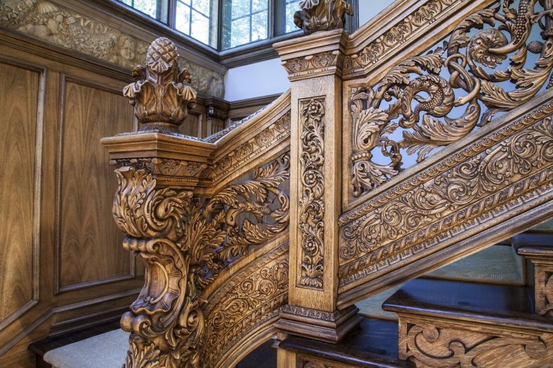 Лестницы из дерева ставрос
