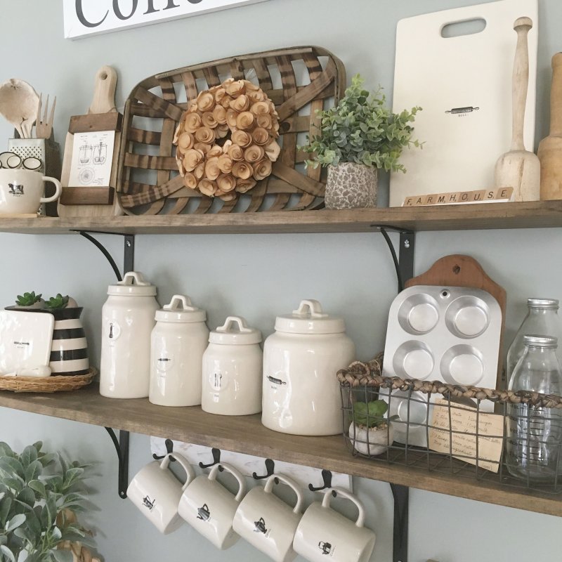 Farmhouse decor