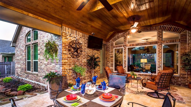 Outdoor living space