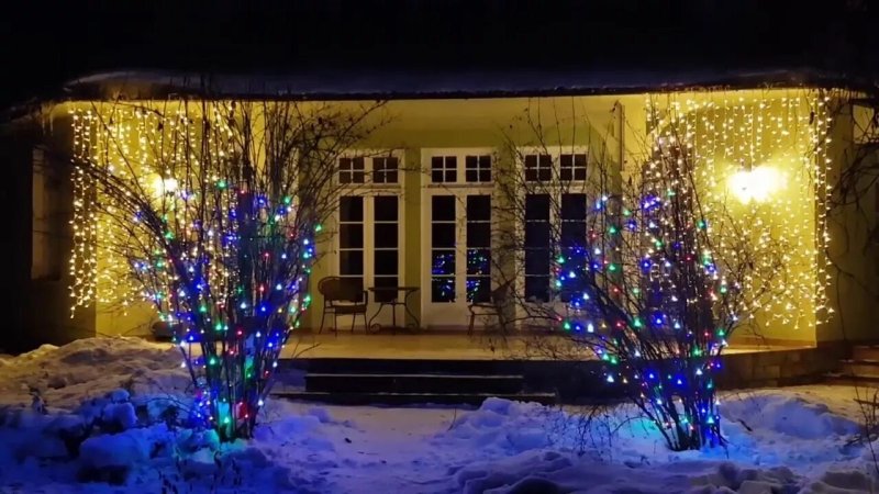 Новогодние уличные украшения