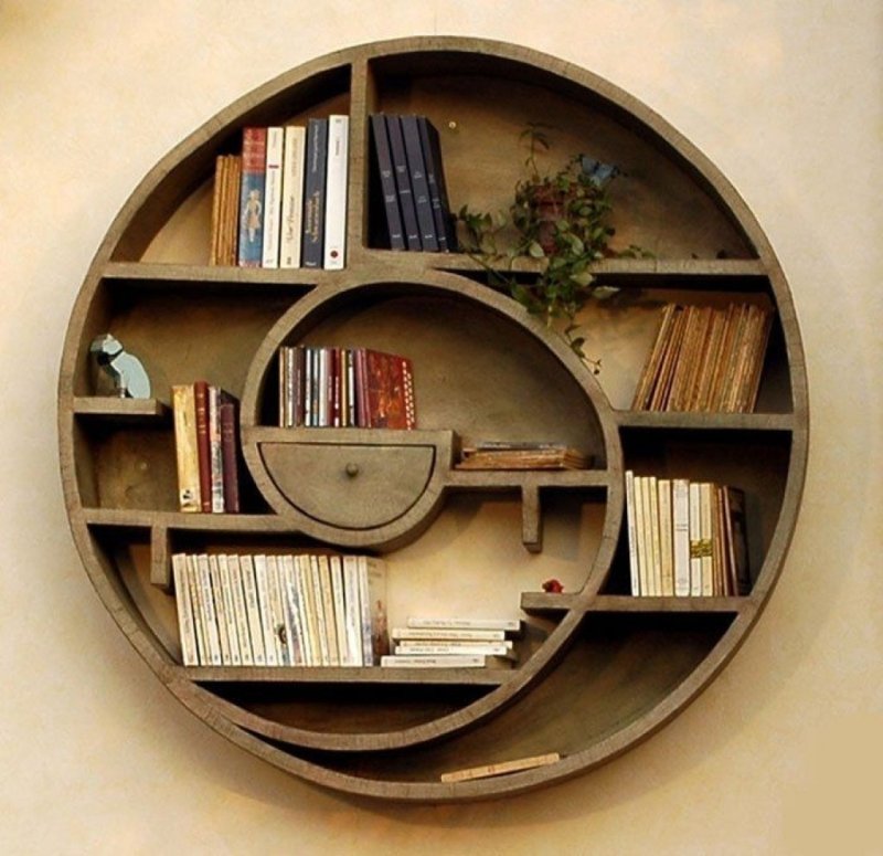 Книжные полки