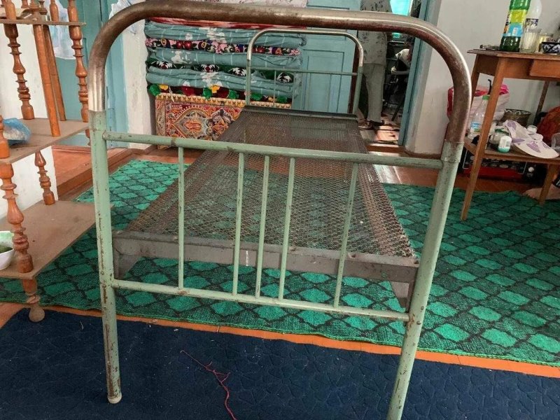 Кровать с панцирной сеткой