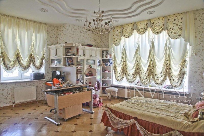 Австрийские шторы в интерьере