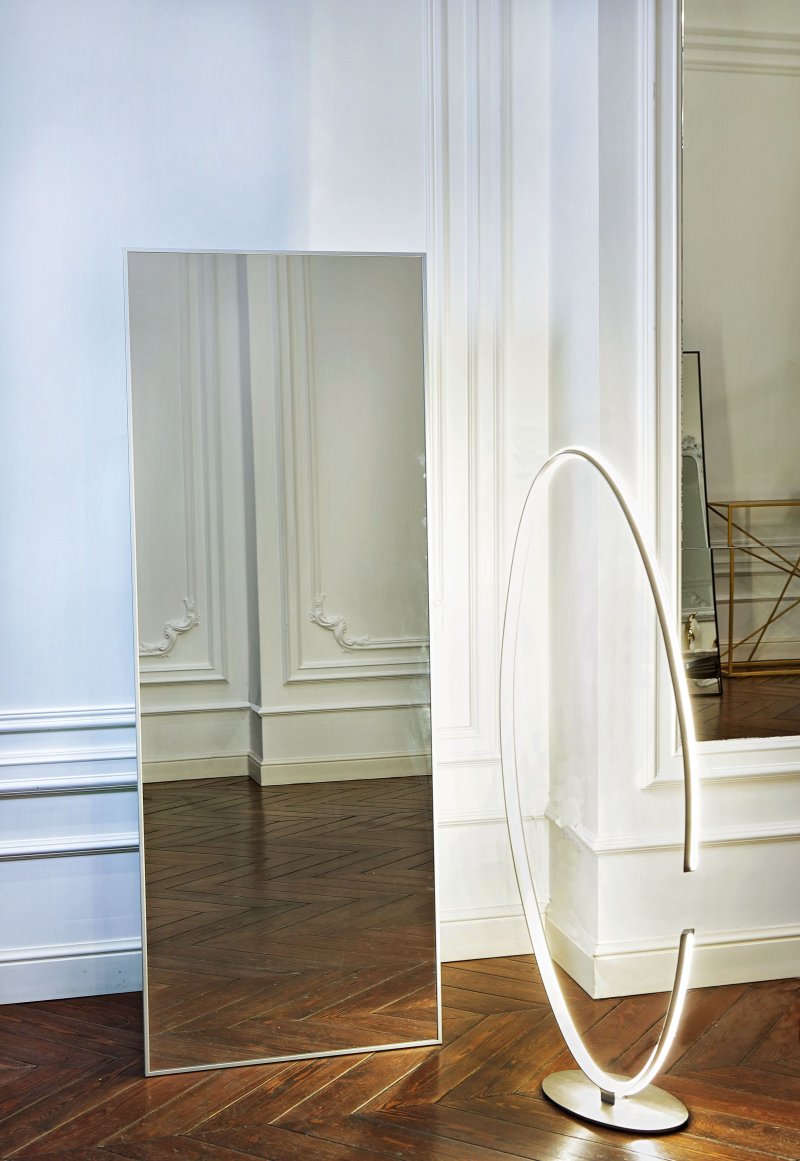 Зеркало в алюминиевой раме напольное one mirror