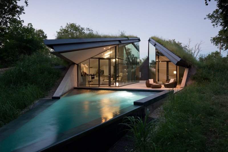 Edgeland house кровля