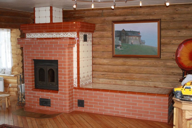 Каминопечь с лежанкой туликиви