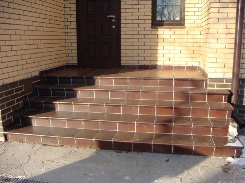 Клинкерная плитка для ступеней крыльца