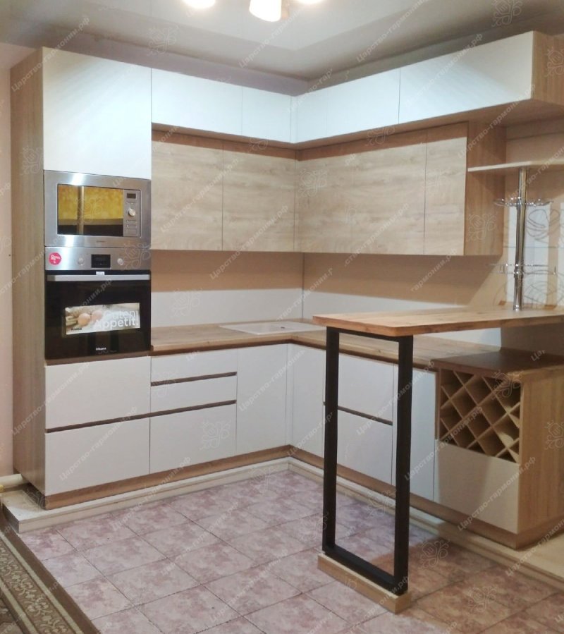 Кухни с барной стойкой