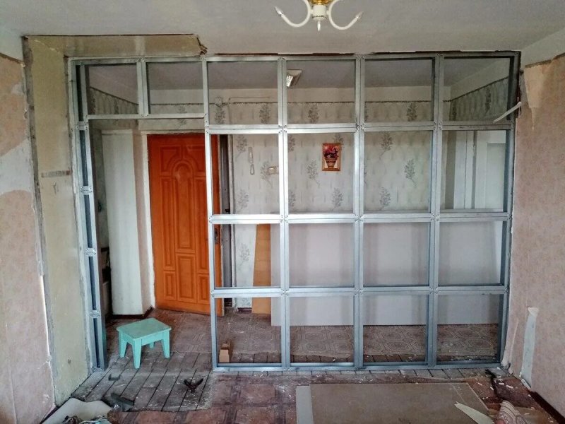 Каркас из профиля для гипсокартона перегородка