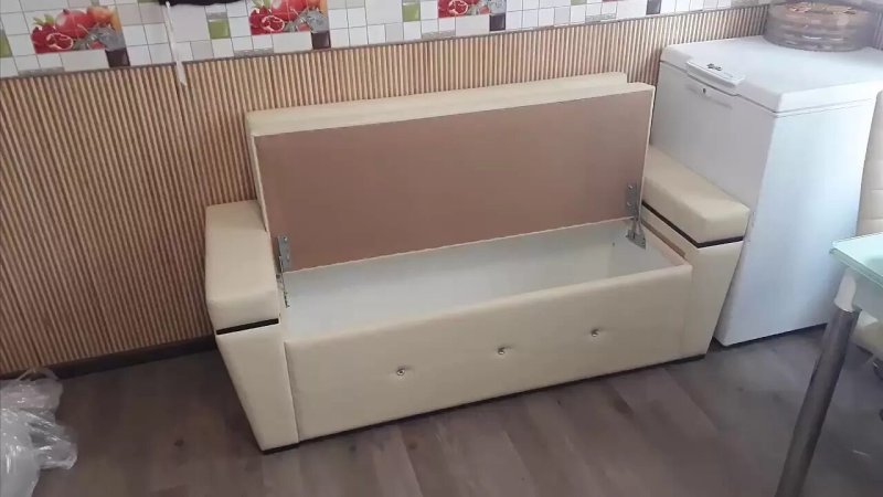 Кухонный диван румба с ящиком
