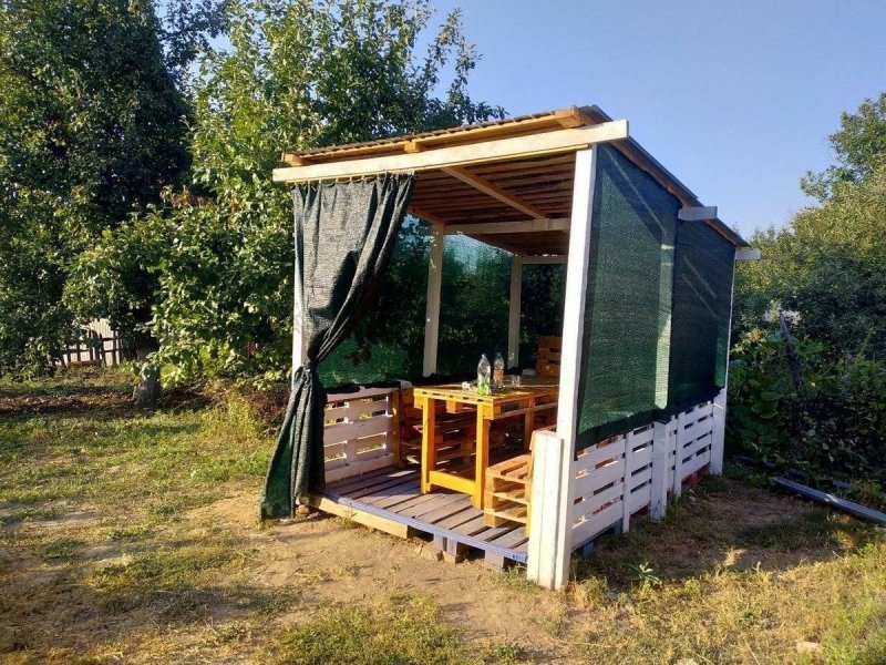 Беседка дачная