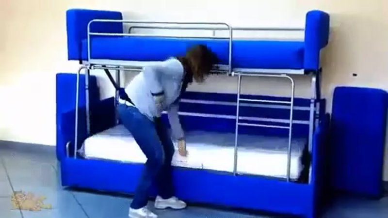 Диван трансформер в двухъярусную кровать