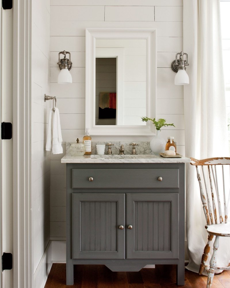 Farmhouse bathroom